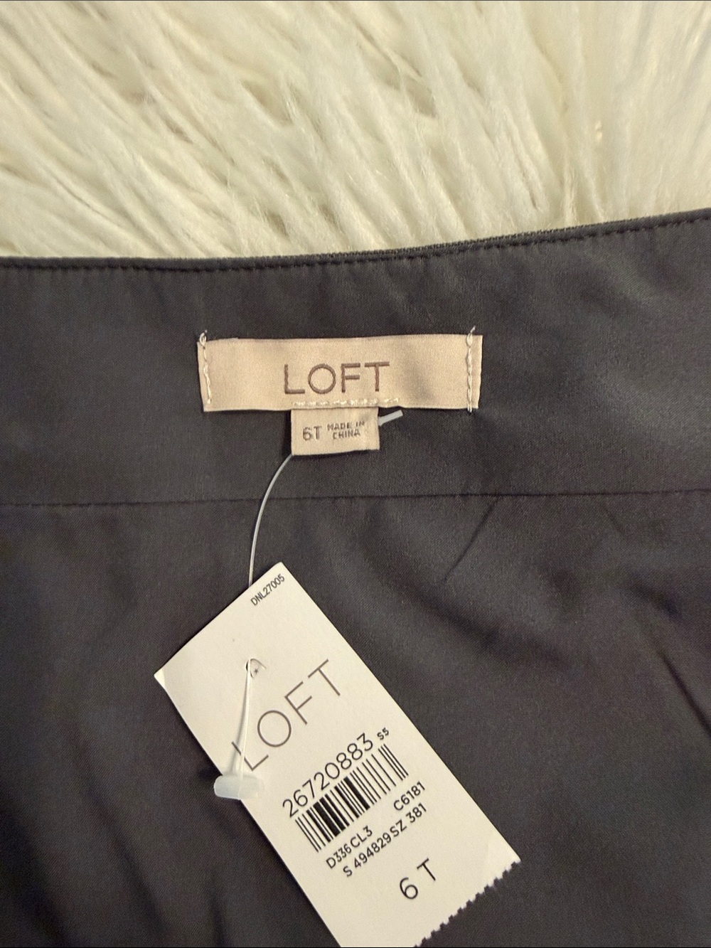 LOFT Gray  Scallop-Hem Mini Skirt size 6T brand new length 21” waist 32” - Picture 6 of 8